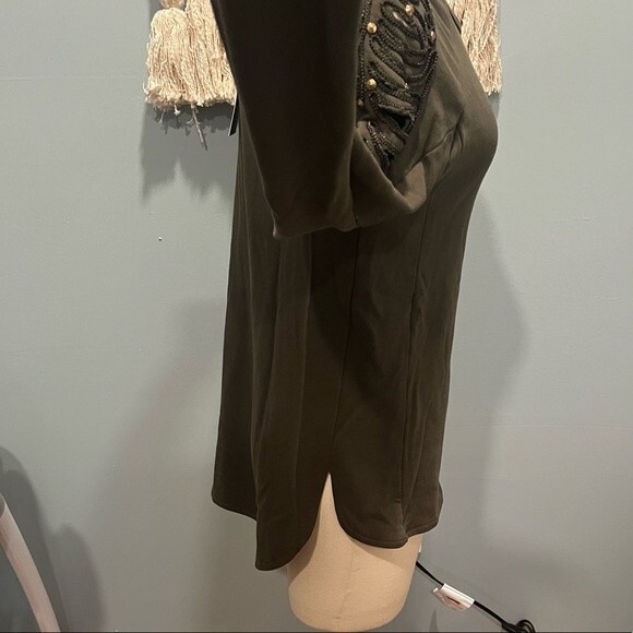 NWT Double Zero Olive Green Sweatshirt Shirt w/ Decorative Studded Shoulders S - Picture 4 of 9